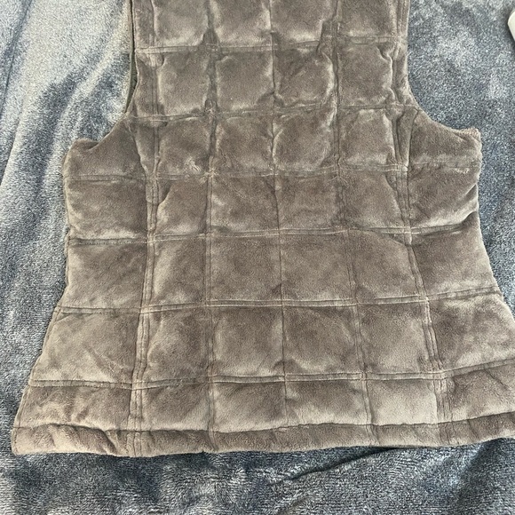 Athleta Goose down puffer vest size xl green - Picture 6 of 6